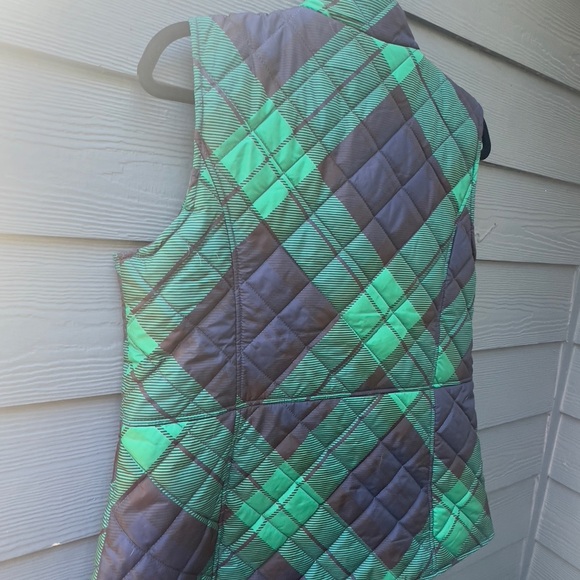 Puffer Plaid Vest - Picture 10 of 12
